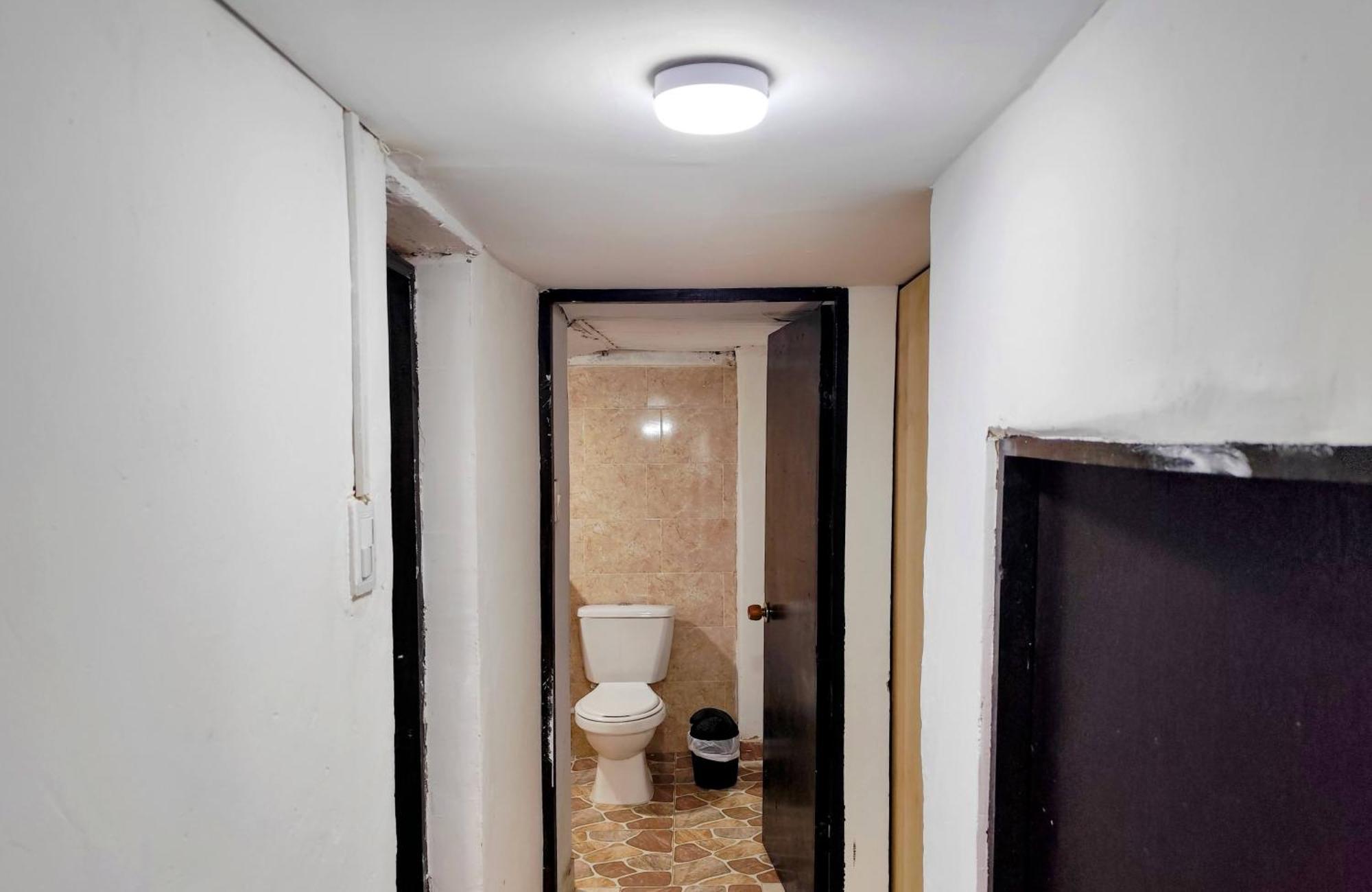 Mico Loco Casa Hostal Bogotá Eksteriør billede