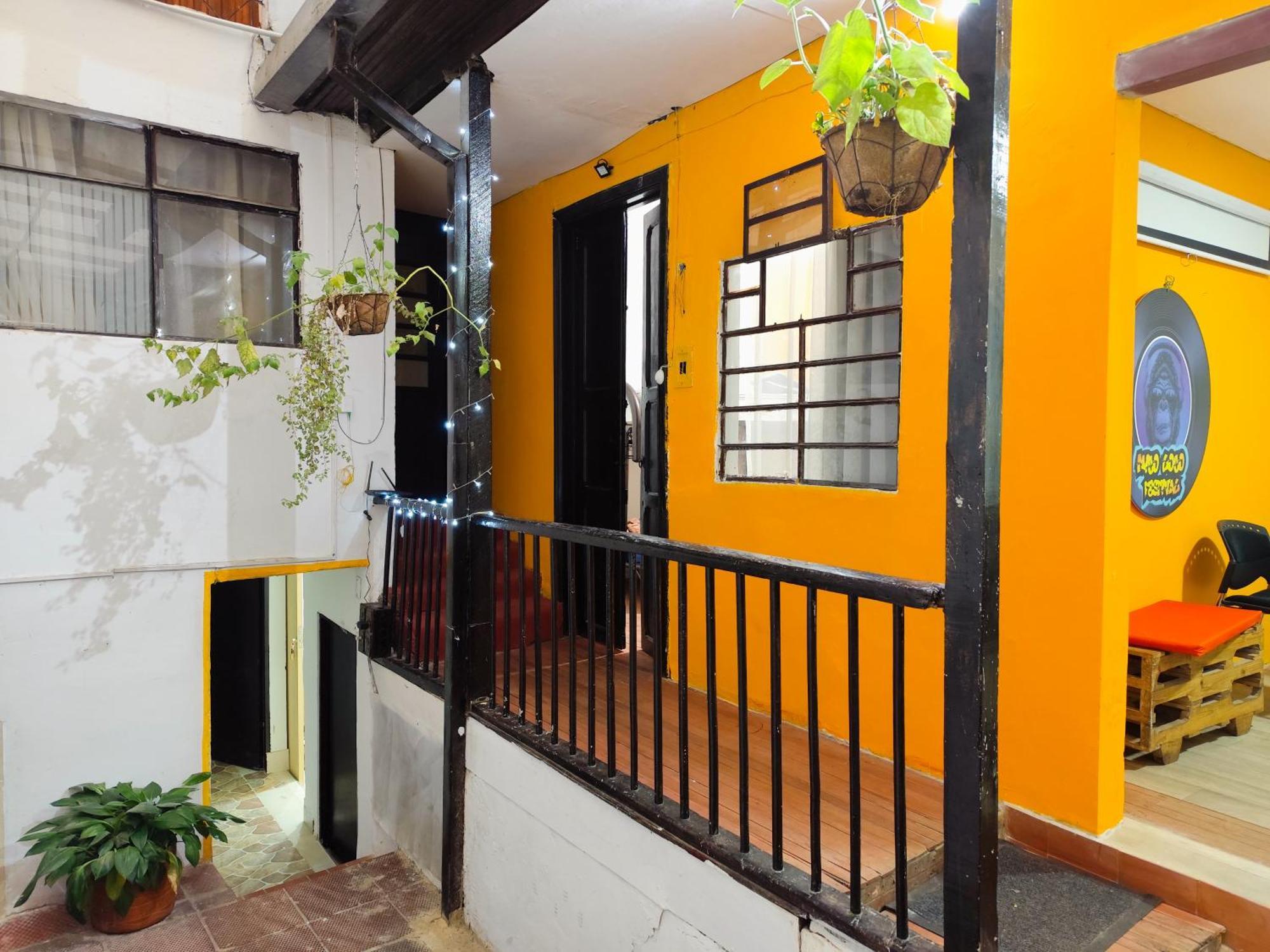 Mico Loco Casa Hostal Bogotá Eksteriør billede